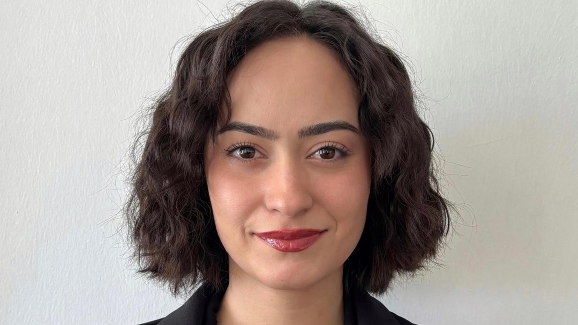 Ayşe AYYILDIZ - Sınıf Öğretmeni